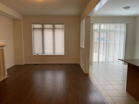 For Lease - 19 Hancock Street, Aurora, Ontario - Photo 2