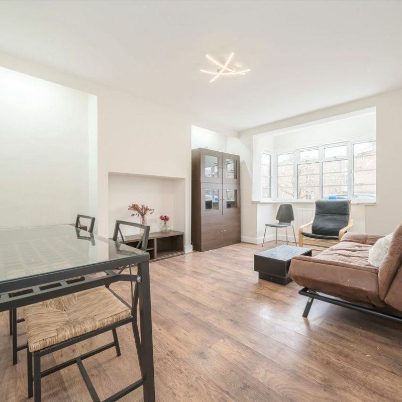Cecil Close, W5, London - Photo 1