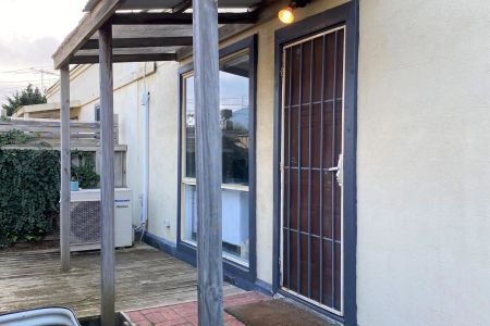 Cosy Unit in Perfect Location! - Photo 4