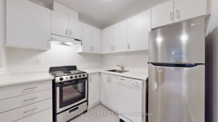 4 Waterleaf Road #Coach - Photo 3