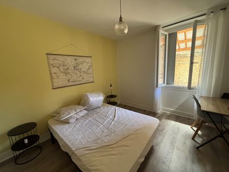 Location Appartement 3 pièces 55m² ROMANS SUR ISERE 26100 - Photo 3