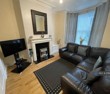 2 bedroom terraced house to rent - Photo 1