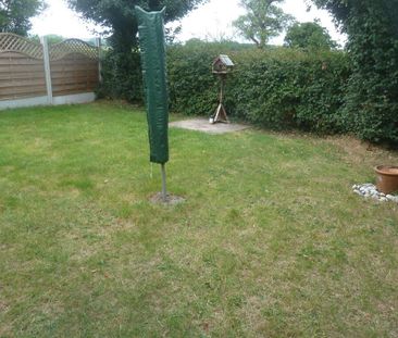 3 bedroom semi-detached house to rent - Photo 6