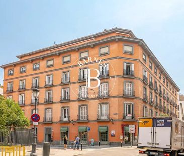 Madrid, Community of Madrid 28004 - Photo 2