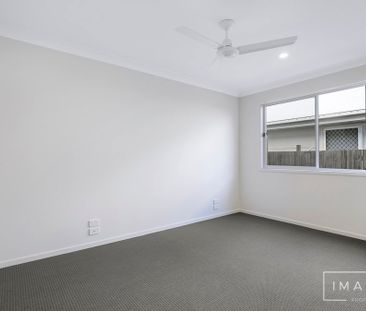 NEAT AND TIDY, SUPER CONVENIENT LOCATION! - Photo 1