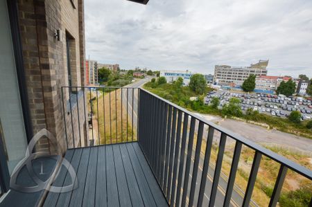 Springwell Apartments, Colnebank Drive, Watford, WD18 0LE - Photo 2