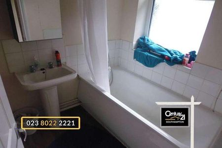 |ref: |, Rayners Gardens, Southampton, SO16 - Photo 4