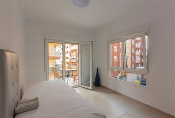 Fully renovated apartment for rent with 3 bedrooms in Denia