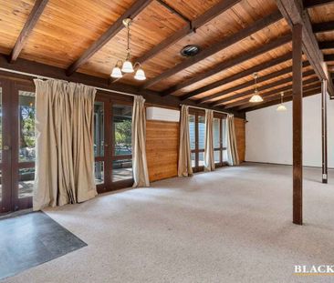 Three-bedroom Duplex - Photo 1