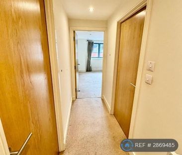 2 bedroom end of terrace house to rent - Photo 5