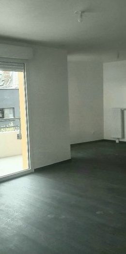 T3 AVEC BALCON ET PARKING - Photo 1