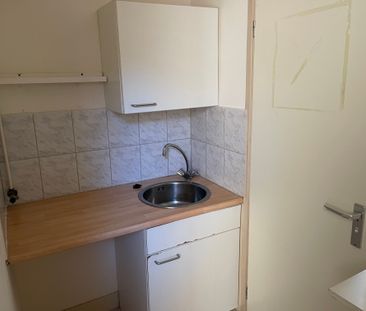 Gemeubileerde leuk en licht 2-kamer appartement op zeer goede locat... - Photo 6