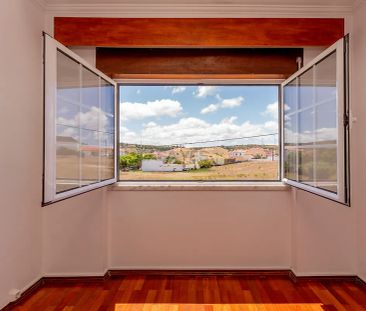 Apartment T3 in Ponte do Rol, Torres Vedras - Photo 5