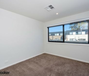 Open Plan Living in Taylor - Photo 1