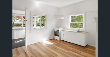 Neat & tidy one bedroom rental in Hazelbrook - Photo 5