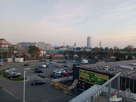 1210 Wien, Luxuswohnung mit 2 Terrassen, Fernblick, 2 Zimmer mit exklusivem Flair - Photo 1