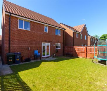 4 bed detached house to rent in Bramble Way, Newcastle upon Tyne, NE13 - Photo 2
