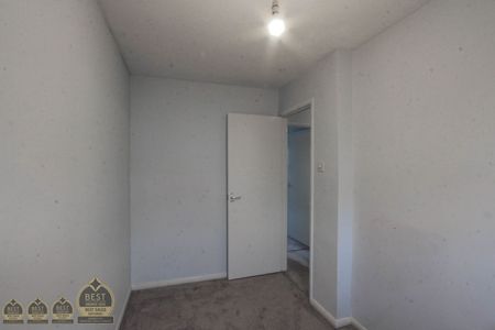 2 Bedroom - Photo 3