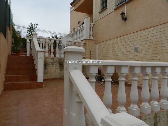 Terraced House in San Fulgencio, La Marina Urbanisation, for rent - Photo 1