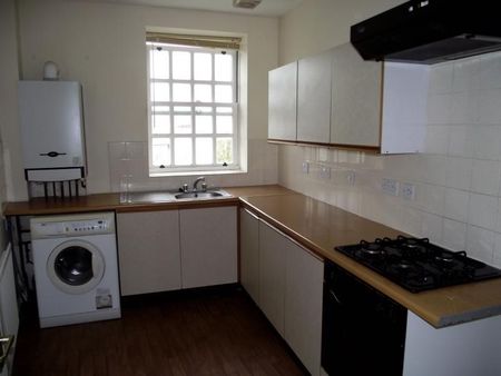 2 bedroom flat to rent - Photo 4