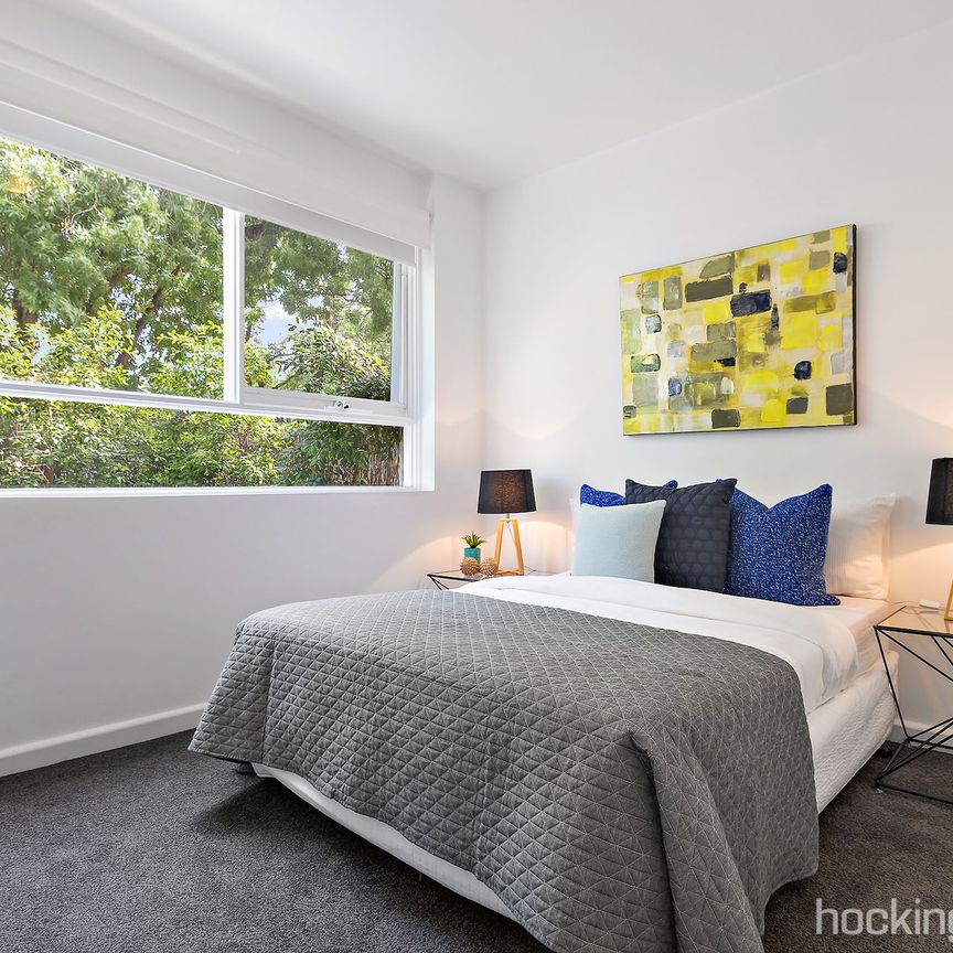 Unit 1/487 St Kilda Street, Elwood. - Photo 1