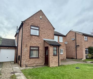 Beechfield, Coulby Newham, Middlesbrough - Photo 3