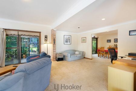 Spacious Family Home with Stunning Lake Views - Photo 2