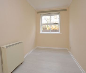 2 Bedroom Flat - Photo 6