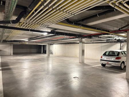 Instapklaar twee-slaapkamerappartement in het hartje van Tielt! - Foto 2