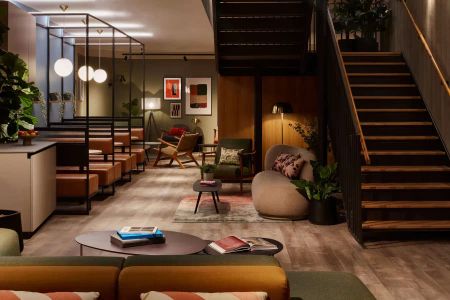 Excellent Plus - Photo 2