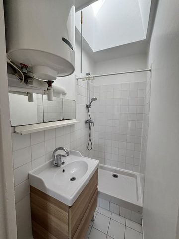 Location Appartement 2 pièces 39m² PARIS 14ème - Photo 4