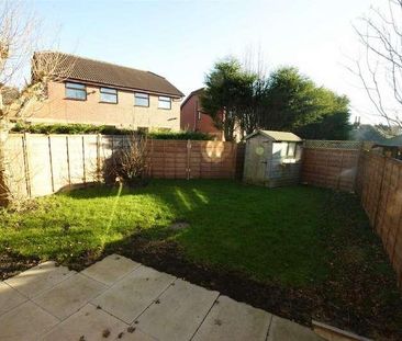 Field End Road, Halton, Leeds, LS15 - Photo 1