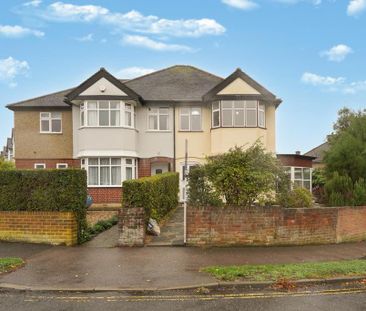 3 bedroom semi-detached house to rent - Photo 3