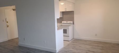 330 Hopewell Ave - Photo 4