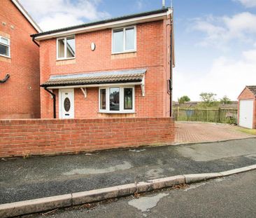 3 bedroom detached house to rent - Photo 5