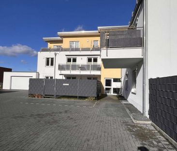 Elegantes Wohnen im Erdgeschoss - barrierefrei und modern gestaltet - Foto 1