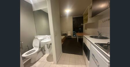 Prime Location in Melbourne CBD - Photo 4