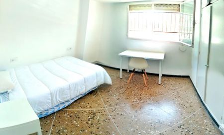 Carrer Submarí, Valencia, Valencian Community 46009 - Photo 3