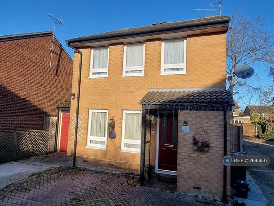 3 bedroom detached house to rent - Photo 1