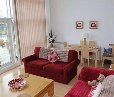 Imperial Point, Salford Quays, M50 - Photo 3