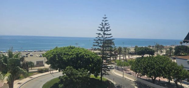 Alquiler de piso en Avenida de Colon - Photo 1