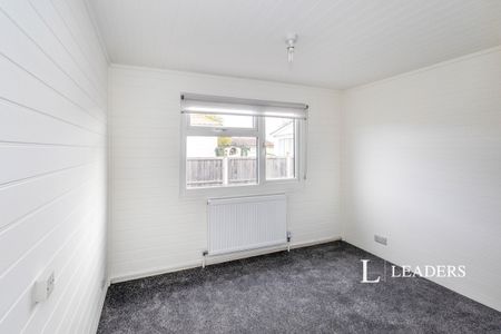 2 bedroom park home to rent Nutbourne Park, Nutbourne - Photo 2