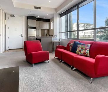 The Mirage - 1 Bedroom Furnished - Photo 1