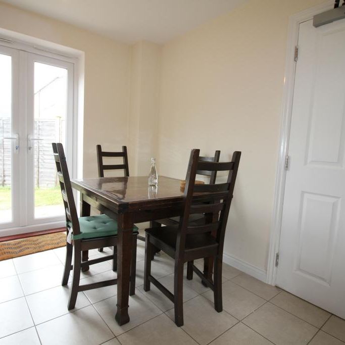 3 bedroom terraced house to rent - Photo 1
