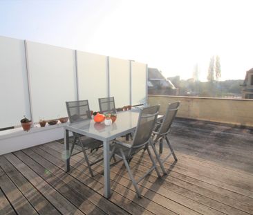 Appartement met één slaapkamer en groot terras gelegen in het centr... - Photo 4