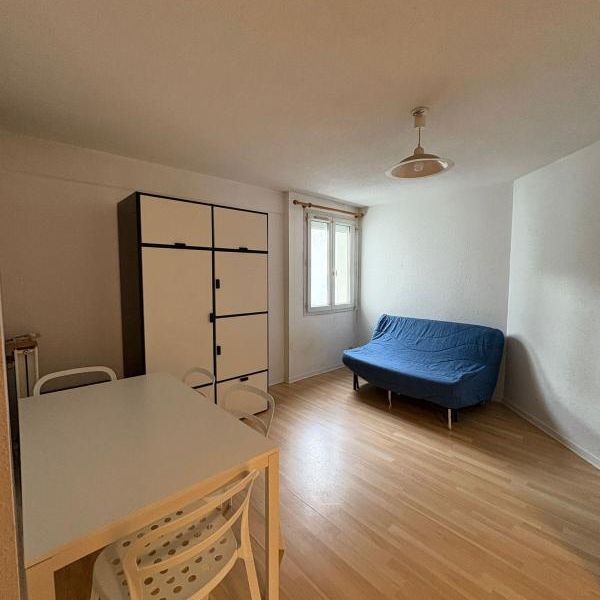 Location Appartement 1 pièce Meublé 20m² BREST 29200 - Photo 1