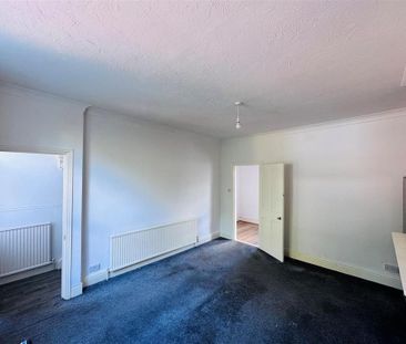 2 bedroom house to rent - Photo 1