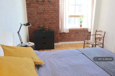 1 bedroom flat to rent - Photo 4