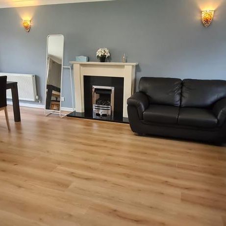 5 bedroom detached house to rent - Photo 1