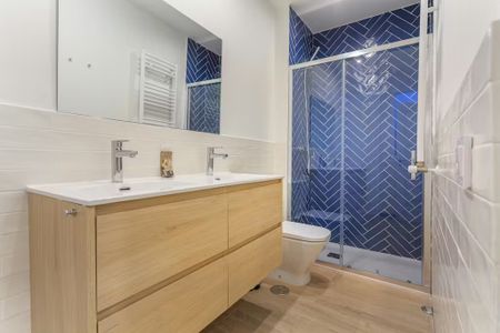 Plaza de Cascorro, Madrid, Community of Madrid 28005 - Photo 3